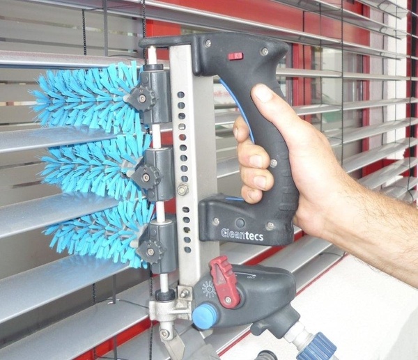 Jalousienreiniger Jalousienreiniger